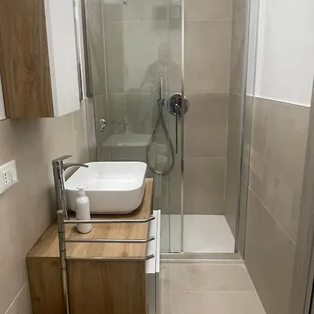 Felicita - 2 Terraces & Relax 公寓 *