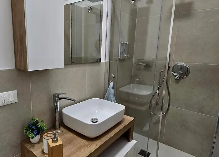 Felicita - 2 Terraces & Relax Appartamento Lecco